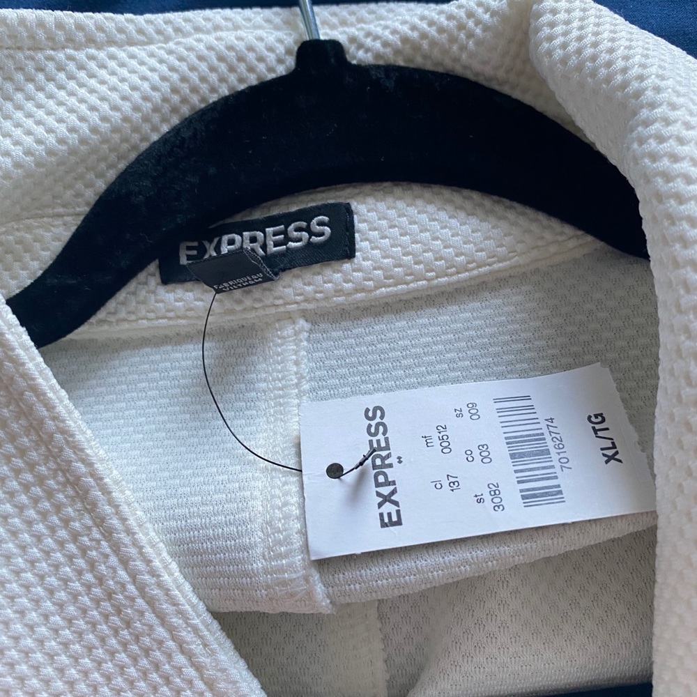 White pearl Express blazer